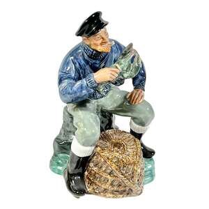 Vintage Royal Doulton The Lobster Man HN 2317 Figurine 7" Blue Fisherman